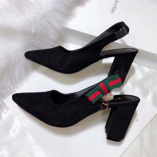 giày sandal gót vuông quai