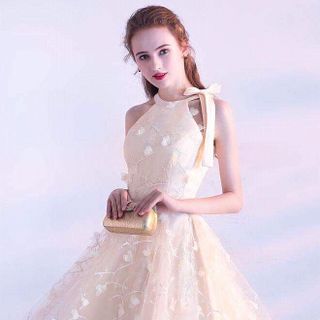 ĐẦM XÒE HOA NỔI I HÌNH