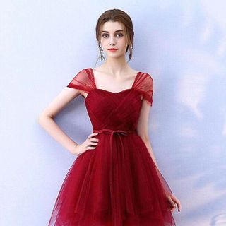 ĐẦM XÒE TRỄ VAI LƯỚI XẾP màu đỏ