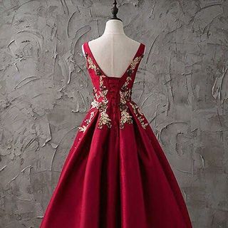 ĐẦM MAXI THÊU HOA 4D CỰC SANG