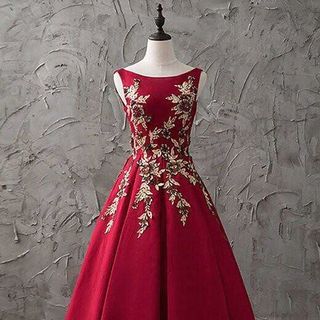ĐẦM MAXI THÊU HOA 4D CỰC SANG