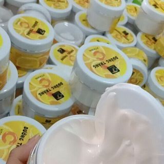kem duong trang da body vitamin c