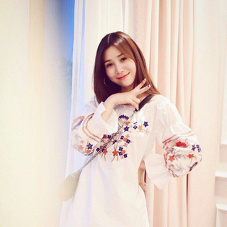 đầm suông trễ vai in hoa - hàng thiết kế