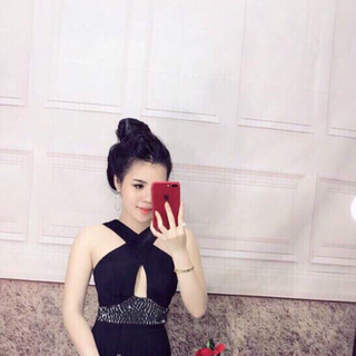 đầm body chéo ngực kết hạt cực sang - hàng thiết kế