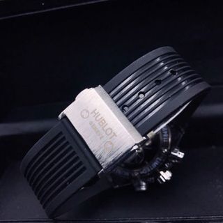 Đồng hồ hublot chất acrillic full kim