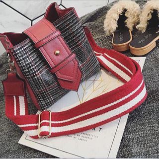 tui bố thổ cẩm