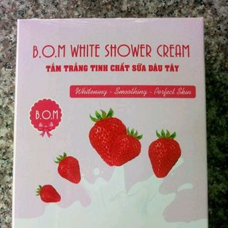 Tắm trắng BOM dâu tây sữa