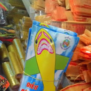 diều nilong có đuôi và hình