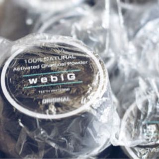 Than Tre Hoạt Tính Trắng Răng WebiG 80g
