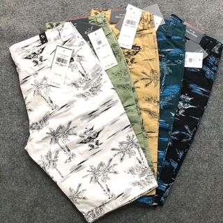 short kaki dệt họa tiết