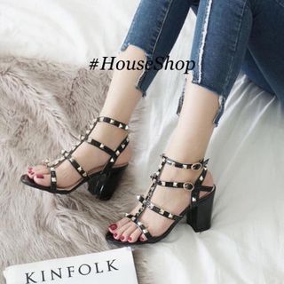 giày sandal đinh