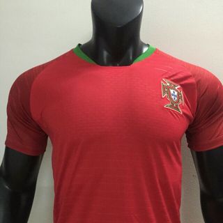 Quần áo thể thao bóng đá