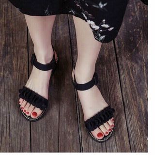 giày sandal hoa xinh