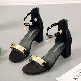 giày sandal quai vàng