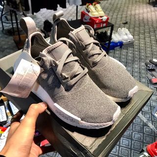 giày sneaker xr1 11 sale