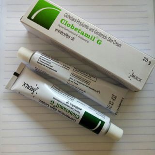 Set Trị Mụn Nám clobetamil G