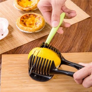 Dụng Cụ Cắt Lát Cà Chua Và Gắp Bánh