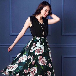 Đầm XÒE TÙNG HOA