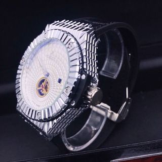 Đồng hồ hublot day da nam chuẩn aut