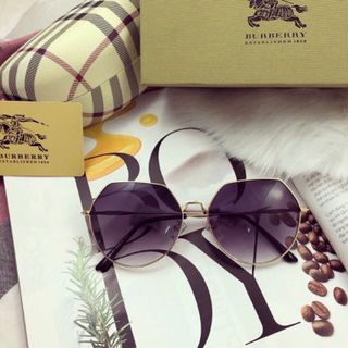 kính nữ đủ 3 màu như hình
