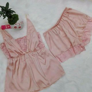 Bộ đồ satin lụa