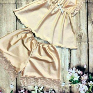 Bộ đồ satin lụa