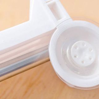 Kệ để đồ hút chân không có móc treo
