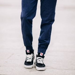 Quần Jogger kaki bo ống thời trang cho bạn nam
