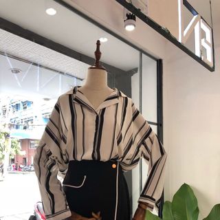 Áo Sơ Mi Kẻ Sọc Tay Dài Oversize