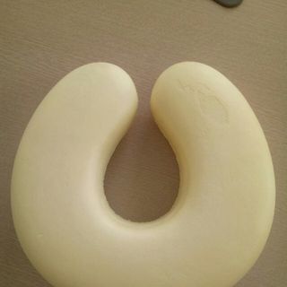Ruột gối cao su non chữ u