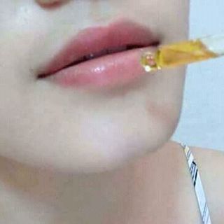 HỒNG NHŨ HOA MÔI