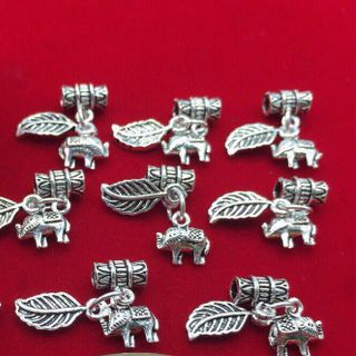 Charm bạc 925 voi và chiếc lá - MSP 667