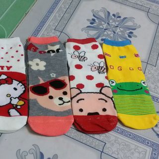 Vớ nhiều màu sắc