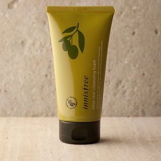 Sữa rửa mặt Innisfrees Olive Real Cleansing Foam -Hàng Super giá sỉ