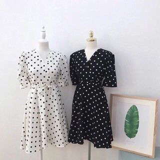 ĐẦM BI XOÈ CỔ V