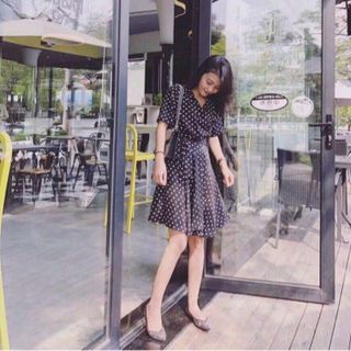 ĐẦM BI XOÈ CỔ V