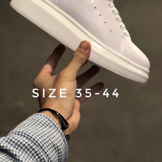 giày sneaker mquen 11