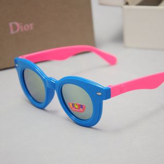 Mắt kính thời trang giá sỉ