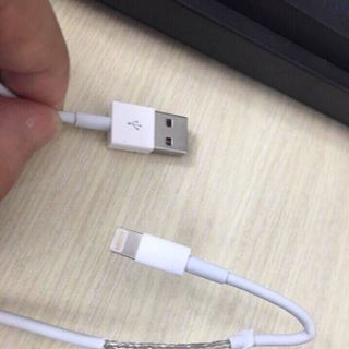Cáp mập iPhone
