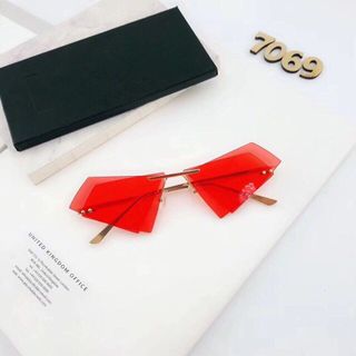 Mắt kính thời trang giá sỉ