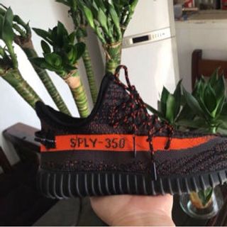 Yêzy 350