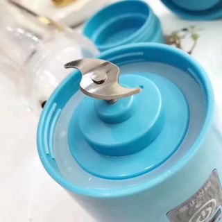 Máy say sinh tố mini cắm sạc USB