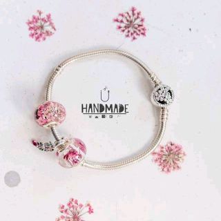 Hạt charm hoa Anne queen thủ công từ resin và hoa