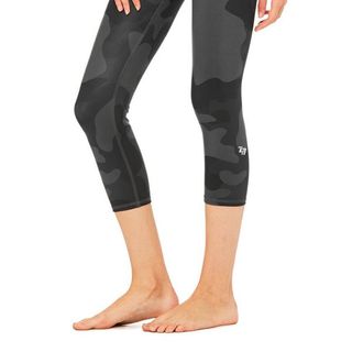 Quần lửng lengging tập gym yoga chuyên nghiệp just feel free