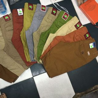 Short kaki 100cotton