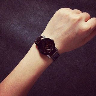 Đồng Hồ Womens Quartz Analog
