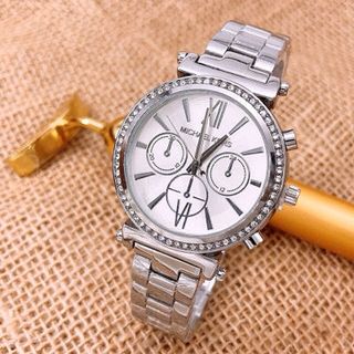đồng hồ nữ cá tính sang trọng