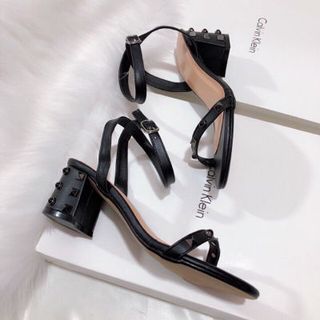 giày sandal got đinh