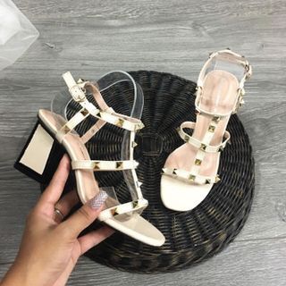 giày sandal got vuông đinh
