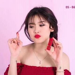 son lì dưỡng môi ROSY